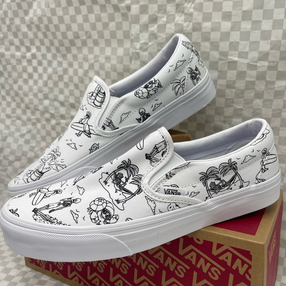 Vans Men’s Classic Slip-On Low Tide True White/True
VN0A5JLXBPD Sneakers - Picture 4 of 16